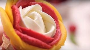 Gelarto Rosa oliva mango eper